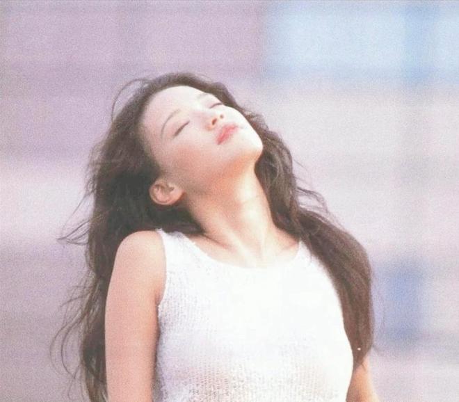 岁女神的松弛感穿搭与真实状态舒淇红毯造型再引热议！49(图4)